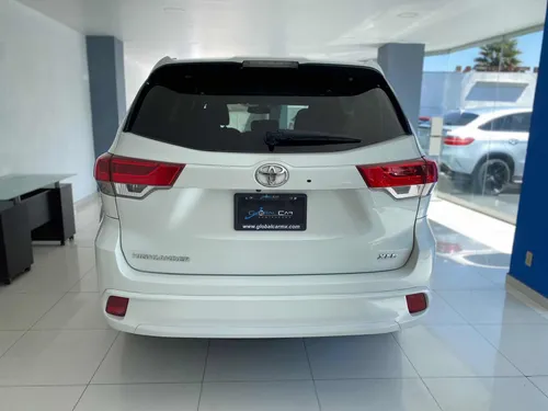 Toyota Highlander 3.5 Xle At