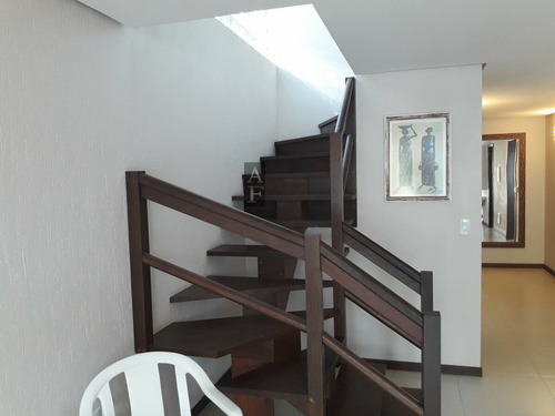 Imagem 21 de 30 de Casa Sobrado Para Venda Em Centro Garopaba-sc - Kv521