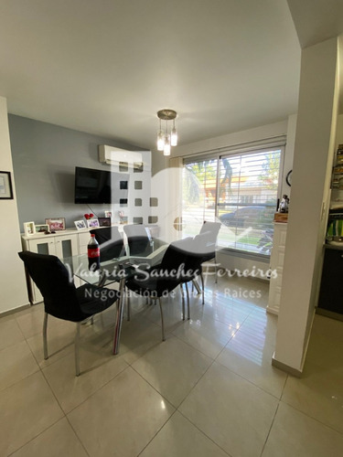 Departamento A La Venta En Bernal Centro.