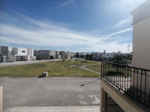Casa En Venta En Los Arrayanes, Gómez Palacio, Durango