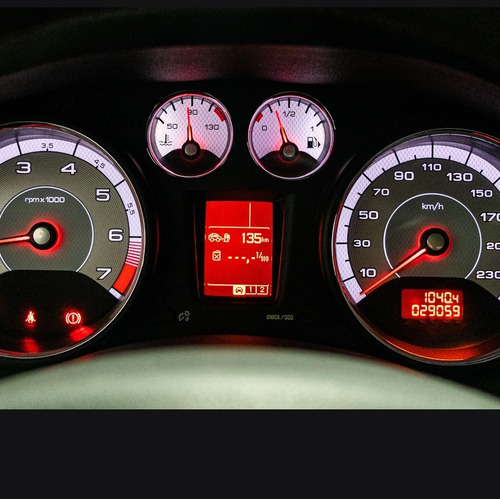 Imagen 15 de 15 de Peugeot 308 1.6 Allure