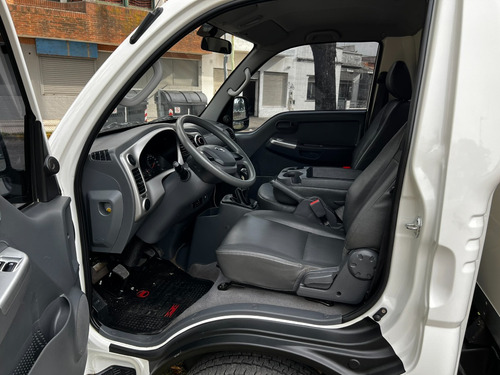 Imagen 13 de 15 de Kia K-2500 2018 C/ Furgon Paquetero Inmaculado!!