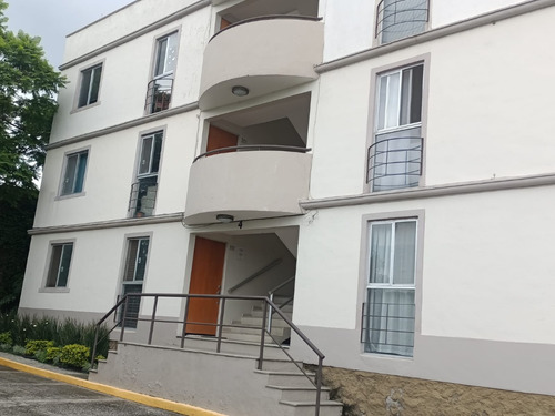 Departamento En Venta En Lomas Tzompantle, Cuernavaca.