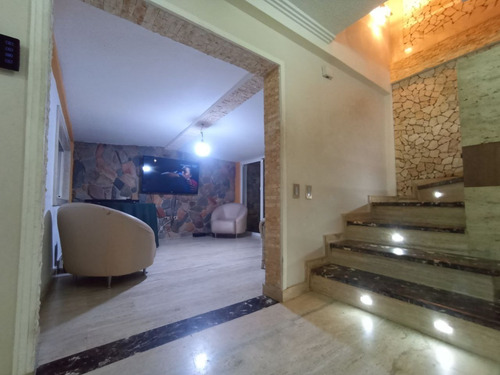 Imagen 4 de 21 de Townhouse En Res. Trapiche, Urb. El Bosque, Valencia. Vende Crismelia Castillo