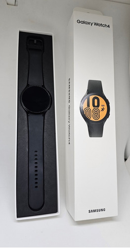 Imagen 9 de 9 de Samsung Galaxy Watch4 (Bluetooth) 1.4" caja 44mm de aluminio black, malla black de fluoroelastómero SM-R870