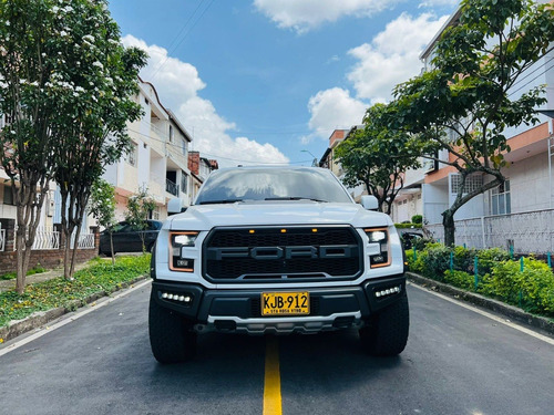 Imagen 2 de 8 de Ford F150 Raptor 2018