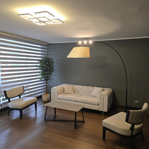 Amplio, Amoblado, Cómodo Y Luminoso Con Gran Conectividad