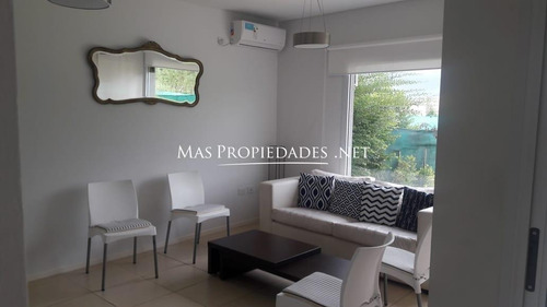 Imagen 4 de 11 de Casa En Venta 3 Dormitorios En Pilar Del Este, Pilar