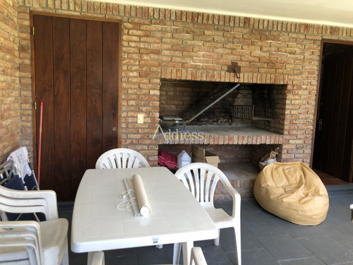 Mansa, Solida Residencia- Ref: 2507