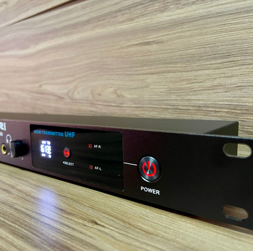 Monitor De Palco Quadruplo Ponto Sem Fio In Ear Ksr Psm8000