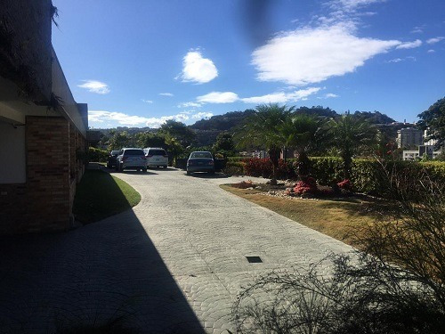 Imagen 16 de 16 de Vendo Casa 1000m2 8h/8b/15p Cerro Verde 3628