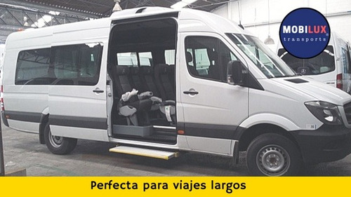 Imagen 5 de 10 de Renta De Camionetas Con Chofer 6 A 20 Pasajeros