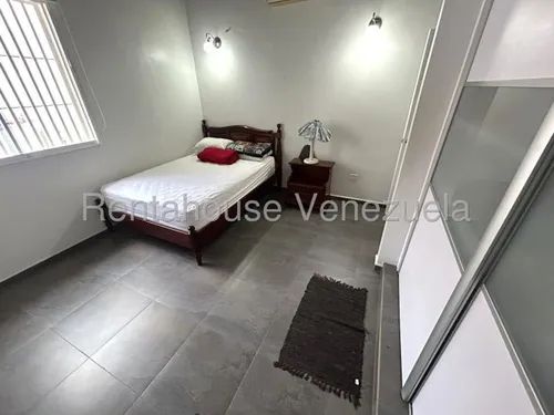 Casas En Venta Mls #25-13693