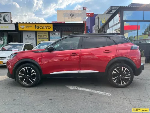 Peugeot 2008 Gt Line 1.2cc At Aa 4x2