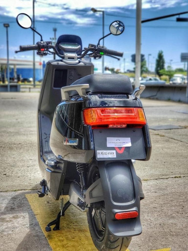 Moto Electrica, Nuuv, N Sport