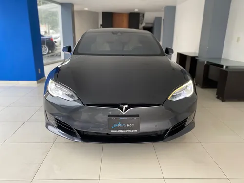 Tesla Model S 75d