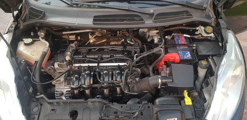Ford Fiesta Kinetic Design 1.6 Titanium 120cv 2013