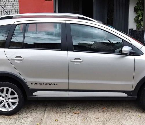 Imagen 9 de 9 de Volkswagen Suran Cross 2016 1.6 Highline Msi 110cv