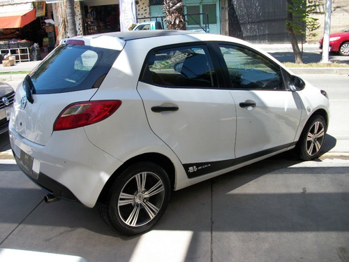 Imagen 7 de 15 de Mazda 2