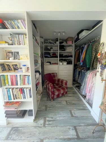 Casa En Venta Lo Barnechea / Los Nogales