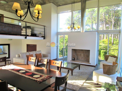 Rincón Del Indio Oportunidad!- Ref: 10437