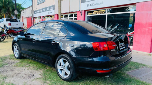 Volkswagen Vento 2.5 Luxury 170cv 2012