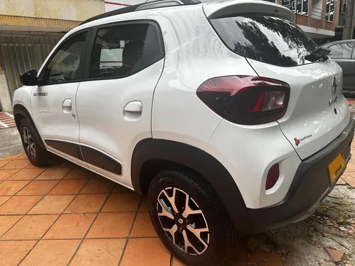 Renault Kwid 1.0 Outsider