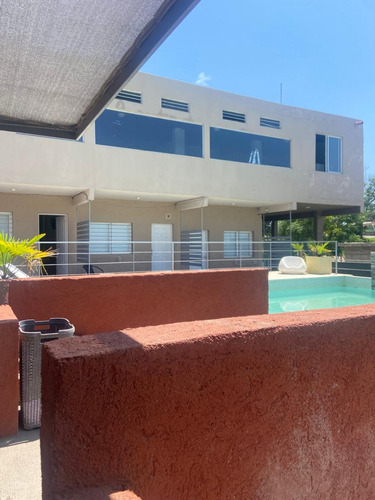 Complejo De Departamentos En Villa Sta. Cruz Del Lago · A 15 Minutos De Carlos Paz · Pileta · Hermosa Vista