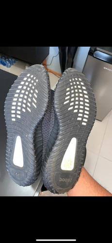Tênis Yeezy Boost 350 V2 Static Black Non Refletivo