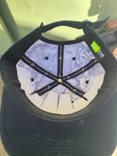 Gorra Nike Sb X Medicom Toys Original Negro Lisa Universal (Usado)