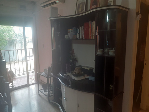 Dto-venta,2 Ambientes,amplio Balcón,pque Patricios