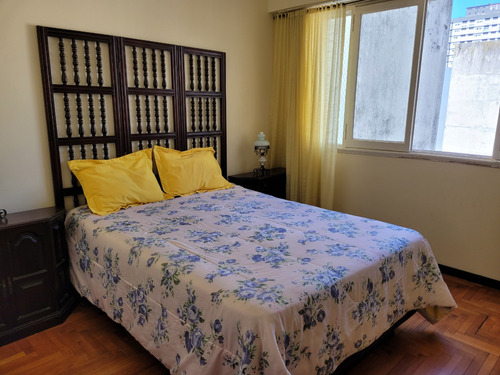 Venta Semipiso De 3 Ambientes Con Balcón Aterrazado. Zona Centro