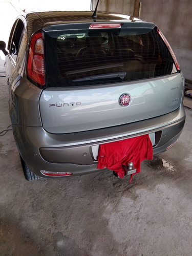Fiat Punto 1.6 16v Essence Flex 5p 2015