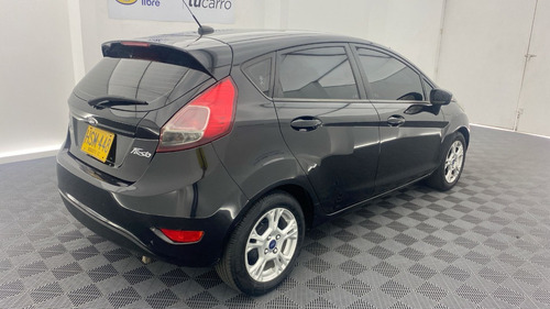 Imagen 9 de 25 de Ford Fiesta Hatchback 1.6