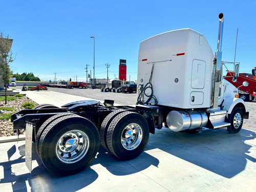 Tractocamion Kenworth T-800 Seminuevo 2018 Con Camarote