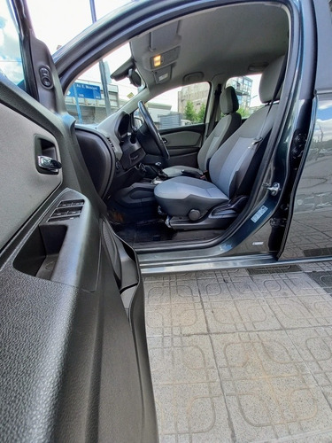 Imagen 13 de 19 de Chevrolet Spin 1.8 Ltz 5as 105cv 2017