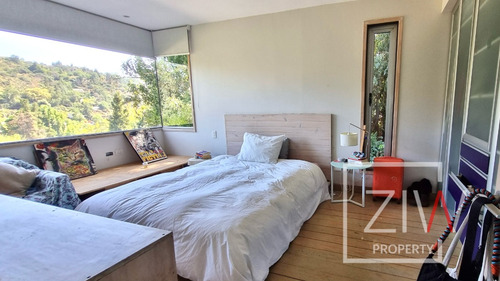 Casa 4 Dorm, 4 B, 3 Est., El Arrayan - Ziw Property