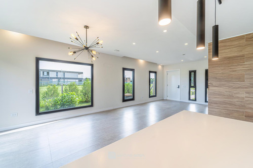 Venta - Casa En Developer Park - Lote 68