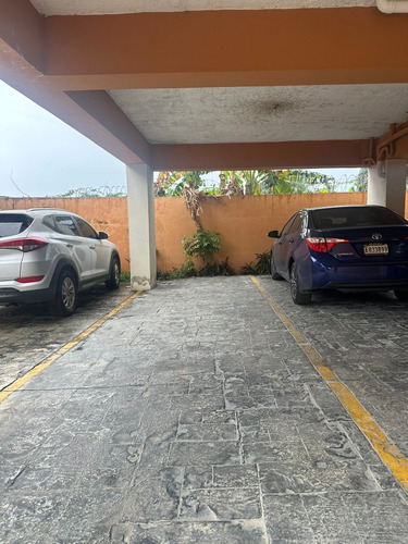 Alquilo Apartamento En El Condado, Autopista Duarte Cerca De