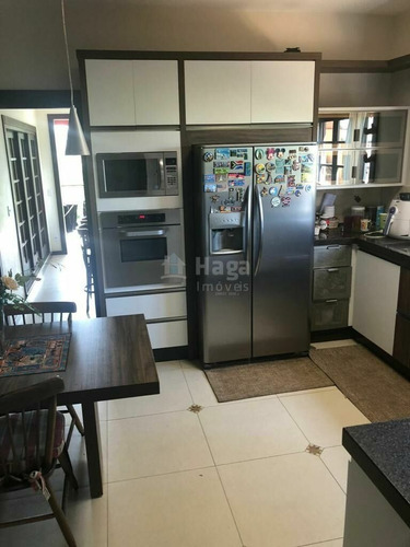 Imagem 15 de 21 de Casa À Venda No Bairro Centro - Brusque/sc - 1828