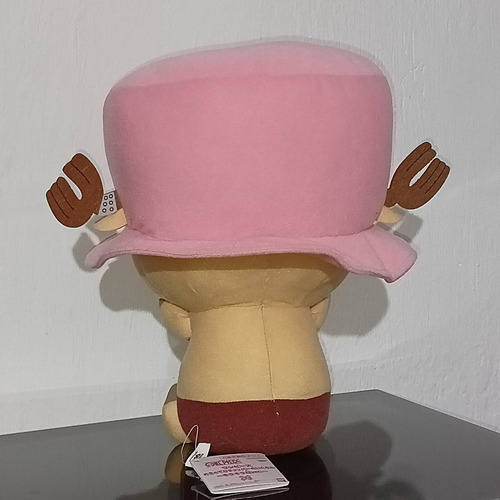 One Piece Tony Tony Chopper Peluche Ojos Brillantes (Usado)