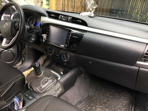Toyota Hilux 2.8 Cd Sr 177cv 4x4 2020