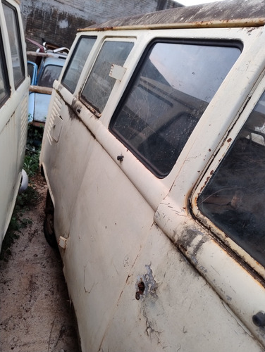 Volkswagen Kombi Corujinha Samb