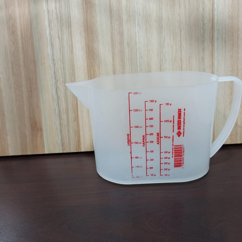 Imagen 4 de 9 de Jarro Medidora De Plástico Con Manija 1,5 L Cuotas