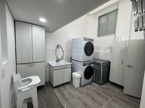 Casa En Arriendo En Loma Del Escobero. Cod A775978