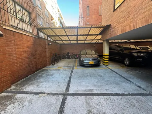 Apartamento En Venta En San Patricio. Cod V13601
