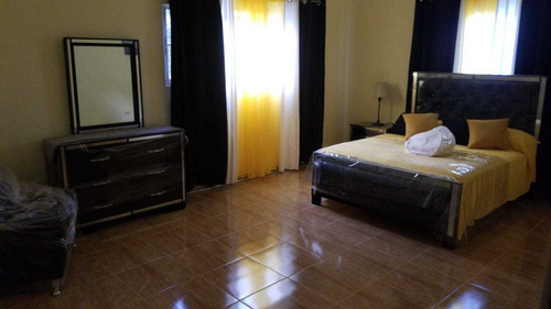 Imagen 7 de 14 de Se Vende Casa De 4 Habitaciones