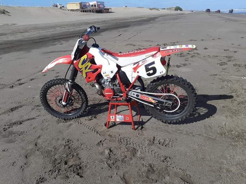 Imagen 3 de 8 de Honda Cr 250