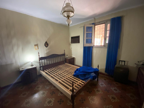Casa 2 Dormitorios Con Gran Terreno.