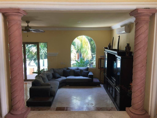 Imagen 12 de 27 de Elegante Residencia En Venta En Bonfil, Cancun C2423